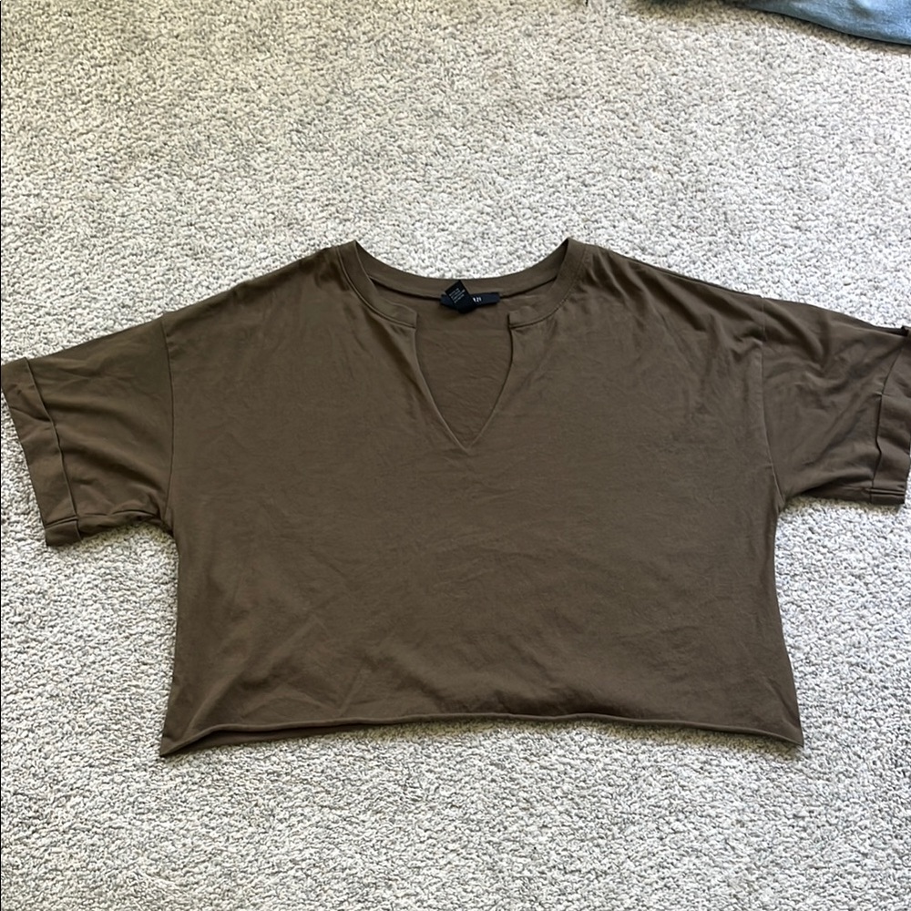 Forever 21 Brownish Green Crop T-Shirt